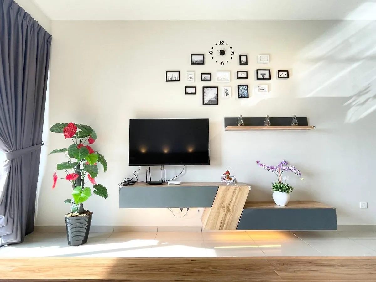 Apartament Atlantis Center Of Melaka 1B1B Max 6Pax With Big Pool And Sky Bridge