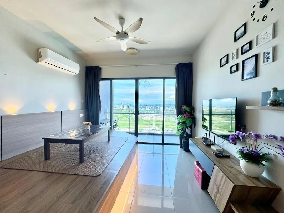 Apartament Atlantis Center Of Melaka 1B1B Max 6Pax With Big Pool And Sky Bridge