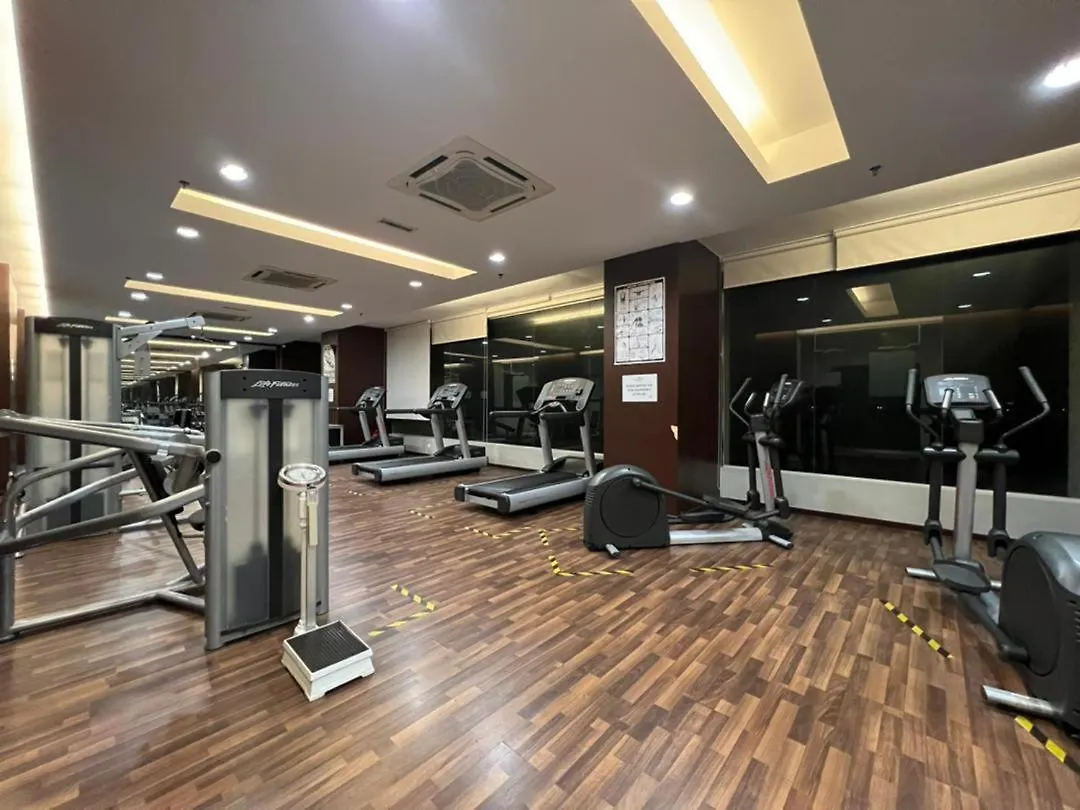 Apartament Atlantis Center Of Melaka 1B1B Max 6Pax With Big Pool And Sky Bridge